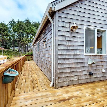 Beach House With A Park Lincoln City Exterior foto